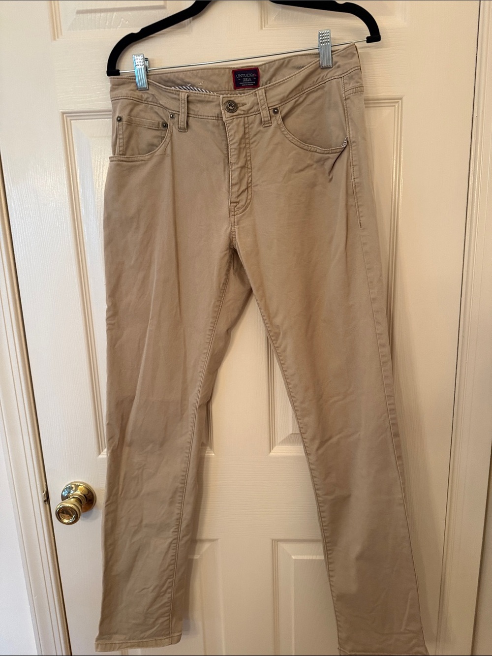 UNTUCKit Men's Tan Straight Chino Pants